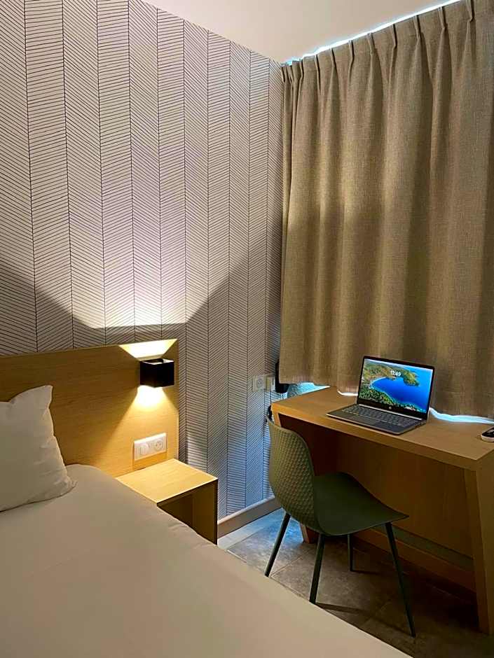 Kyriad Marseille Ouest - Martigues