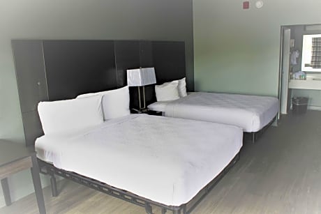 Queen Room with Two Queen Beds and Walk-in Shower - Disability Access