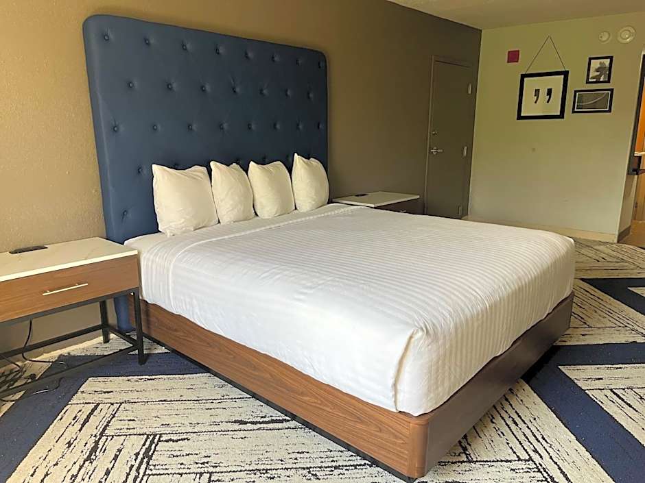 Sky Point Hotel & Suites - Atlanta Airport