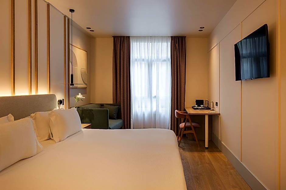 H10 Puerta de Alcala