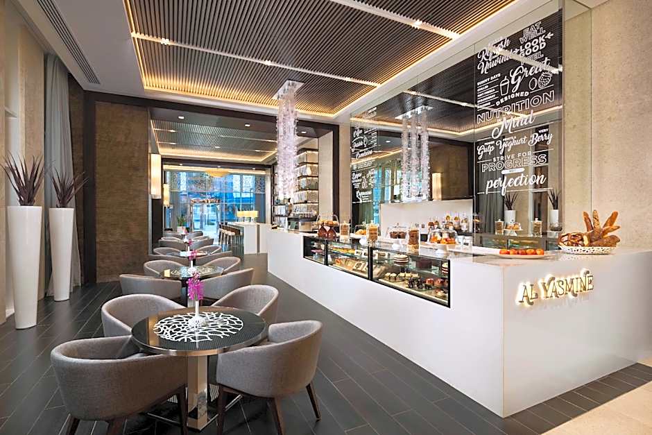 Beach Rotana Residences