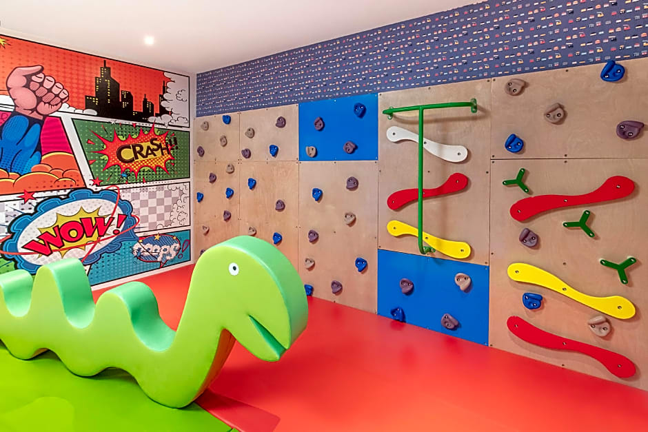 Dorsett Tsuen Wan Hong Kong