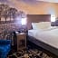 Clarion Pointe Bettendorf - Quad Cities