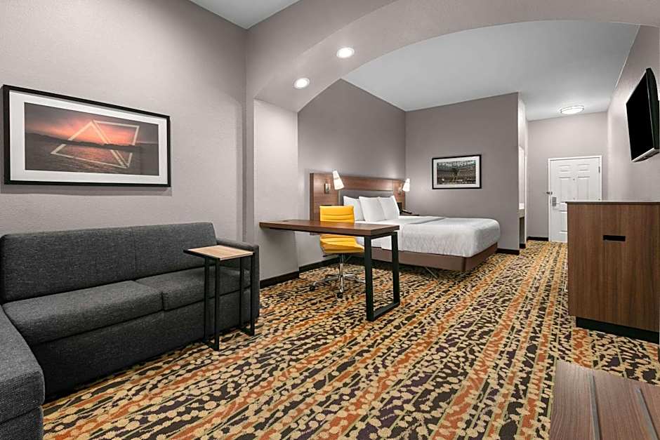 La Quinta Inn & Suites by Wyndham Belton - Temple South