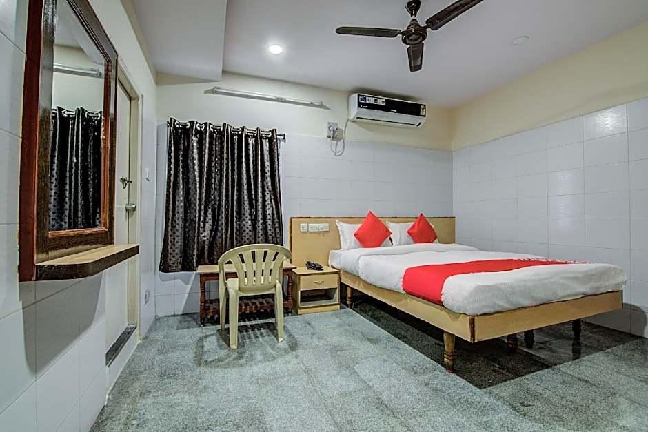 Hotel O Mayur's Residency