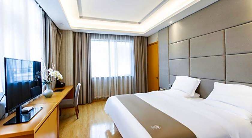 GreenTree Inn Fuyang Linquan County Economic Development Zone Xingye Road Branch