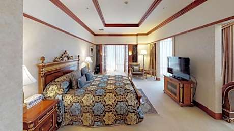 Executive Premier Suite