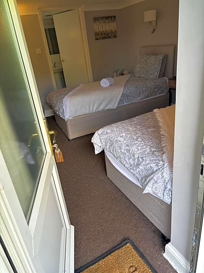 The Red Lion Great Offley