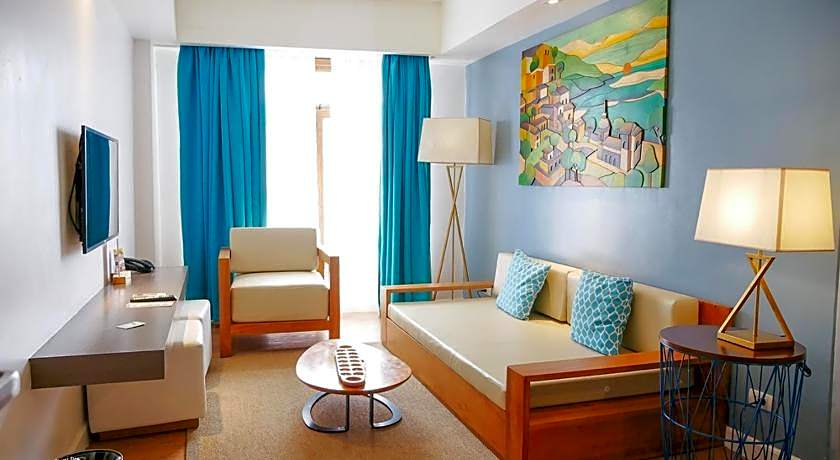 Ferra Hotel and Garden Suites