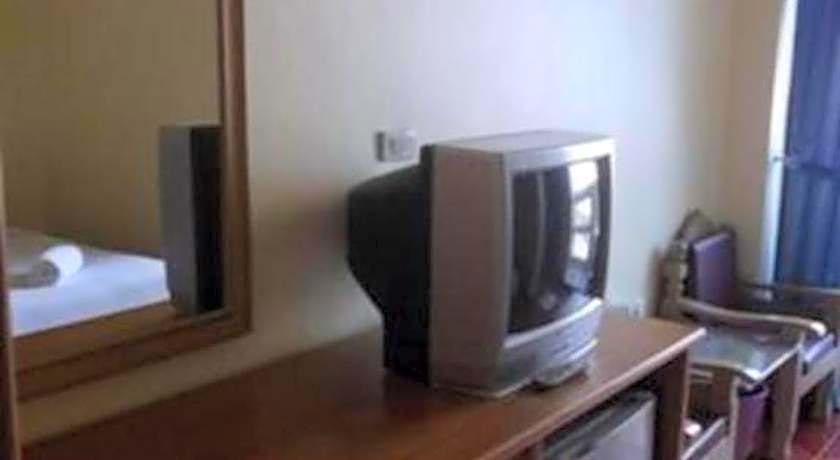 SR Hotel