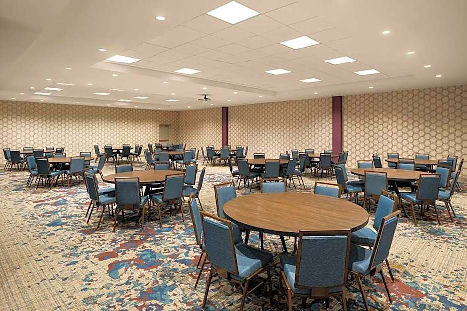 Hotel Lela Wilmington, Tapestry Collection by Hilton