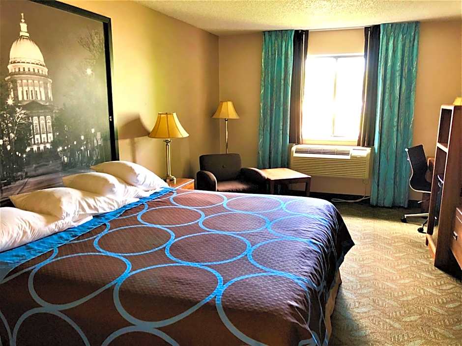 Photo 1 of 6 of Studio 1 King Bed Suite, 1st Floor