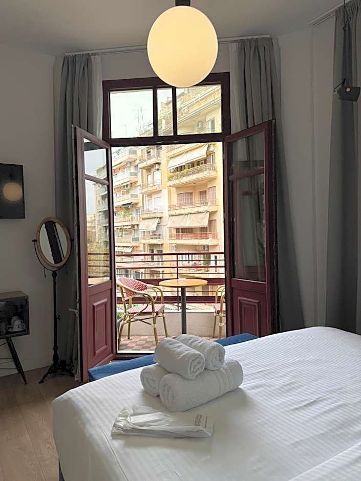 The Maroon Bottle Luxury Suites