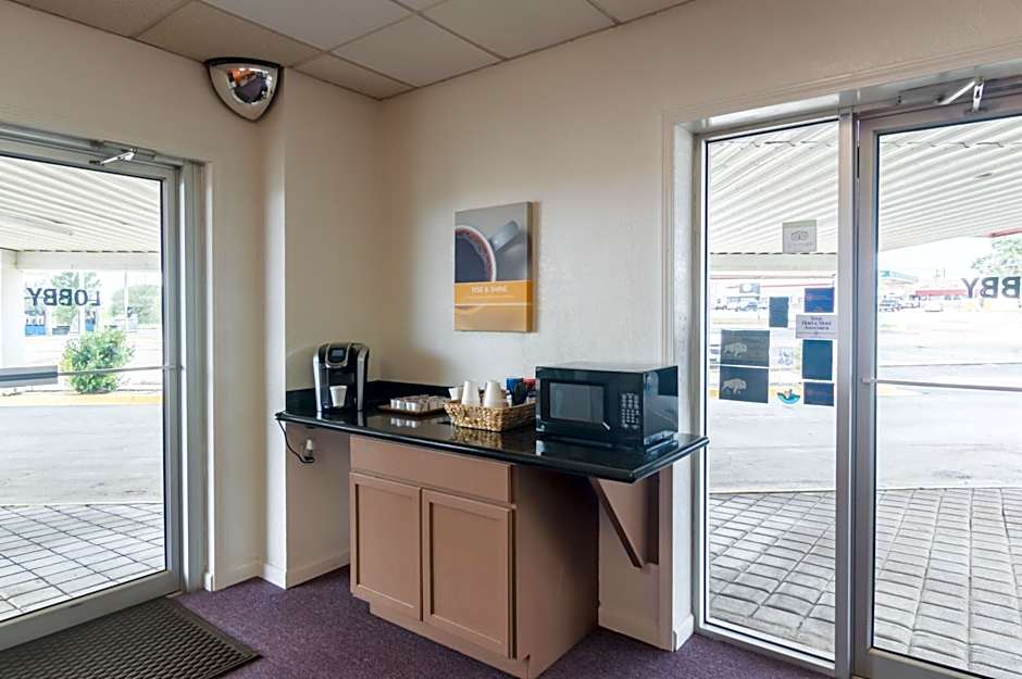 Motel 6-Snyder, TX