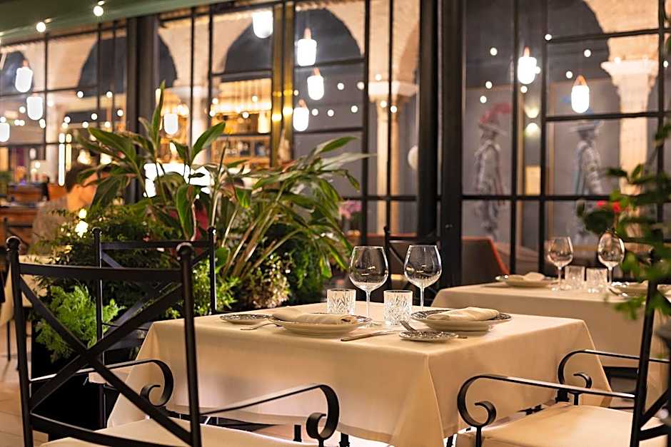 Los Seises Sevilla, a Tribute Portfolio Hotel