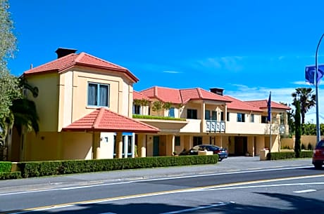 Tuscany Gardens Motor Lodge