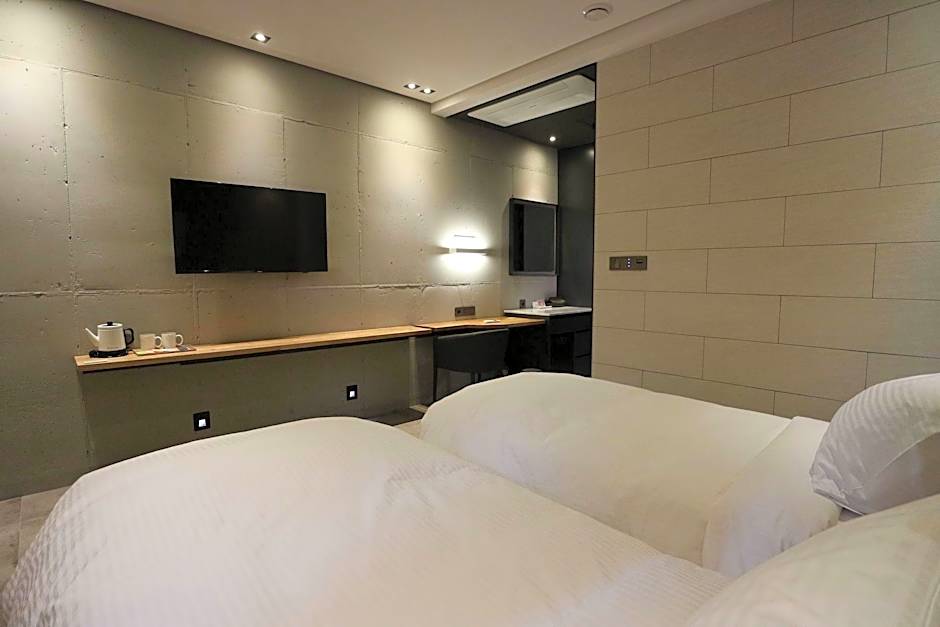 The Hong C Hotel