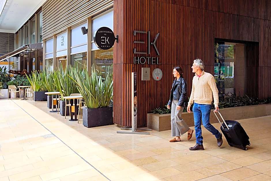 EK Hotel By Preferred Hotels Group