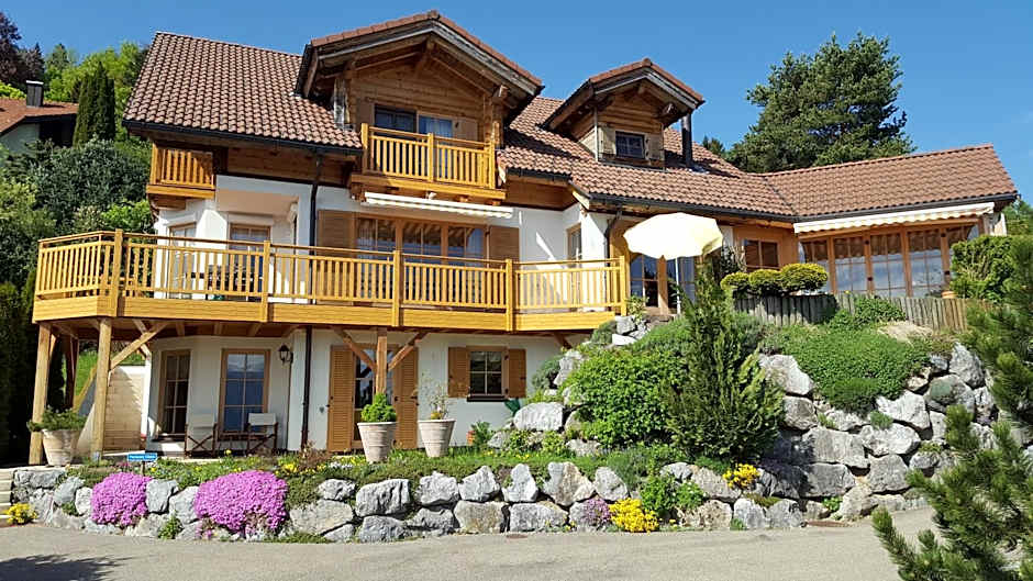 Suite mit Parkplatz Gebertingen