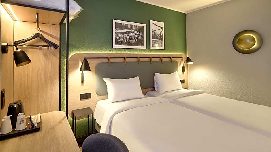 Campanile PRIME - Paris Porte d'Italie