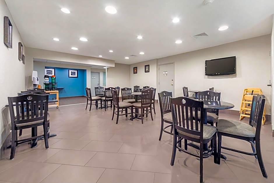 Quality Inn & Suites NJ State Capital Area