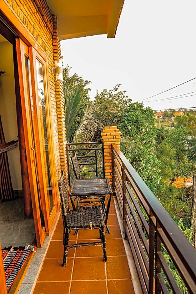 Bamboo Bungalow