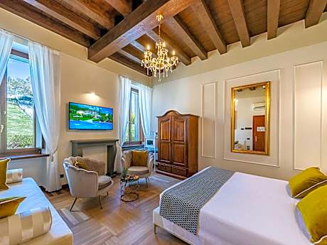 Deluxe Junior Suite