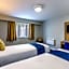 Days Inn by Wyndham Warwick North M40