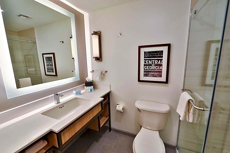 Hilton Garden Inn Historic Savannah
