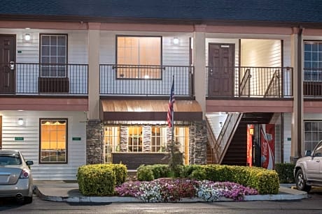 Baymont by Wyndham Commerce GA Near Tanger Outlets Mall