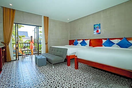 Luxury Twin Pool View - Free Shuttle to Town