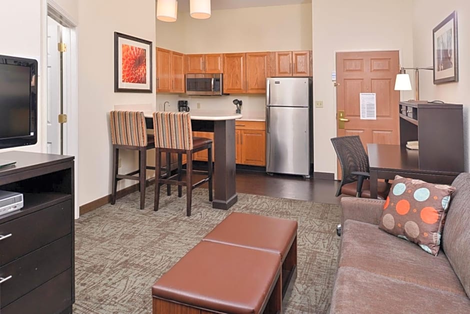 Staybridge Suites O'Fallon Chesterfield