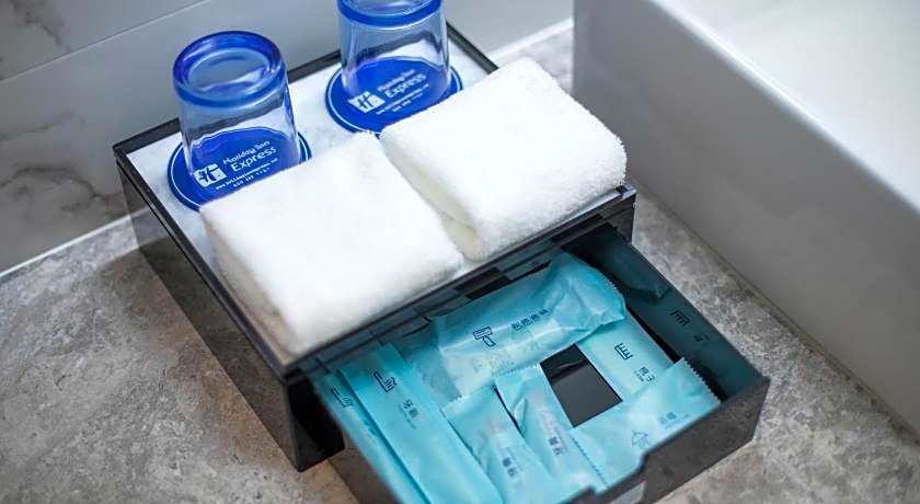 Holiday Inn Express Nanchang Bayi Square By IHG