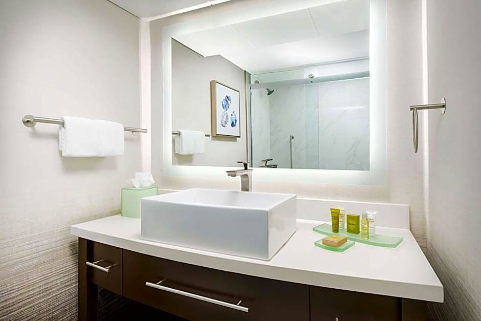 Hilton Charlotte University Place