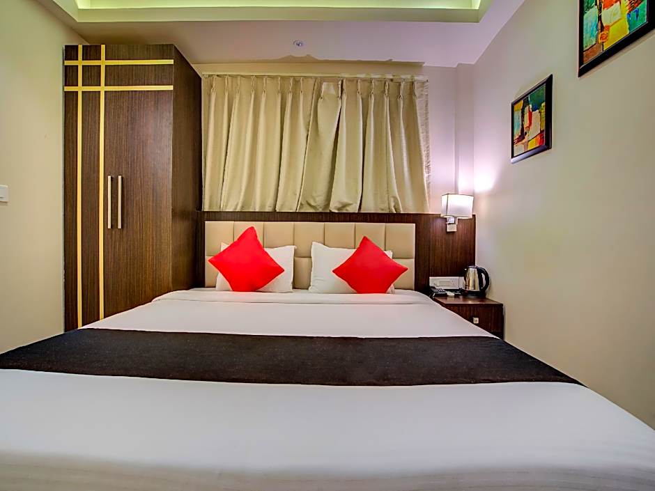 Treebo Tryst Hotel Radiant                                                                 