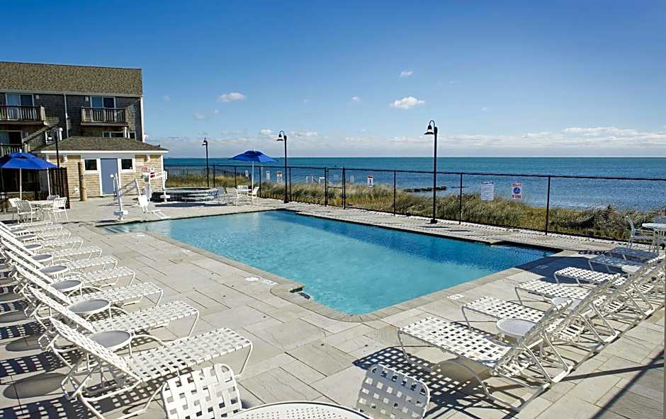 Ocean Mist Beach Hotel & Suites
