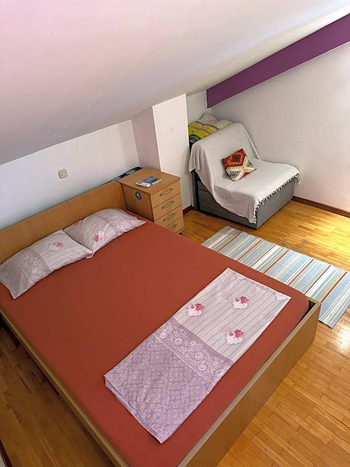 Double Room — 9 fotoğraftan 1. fotoğraf