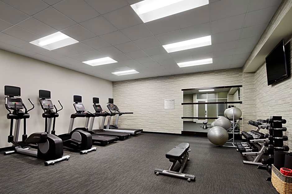 Courtyard by Marriott Milwaukee Downtown