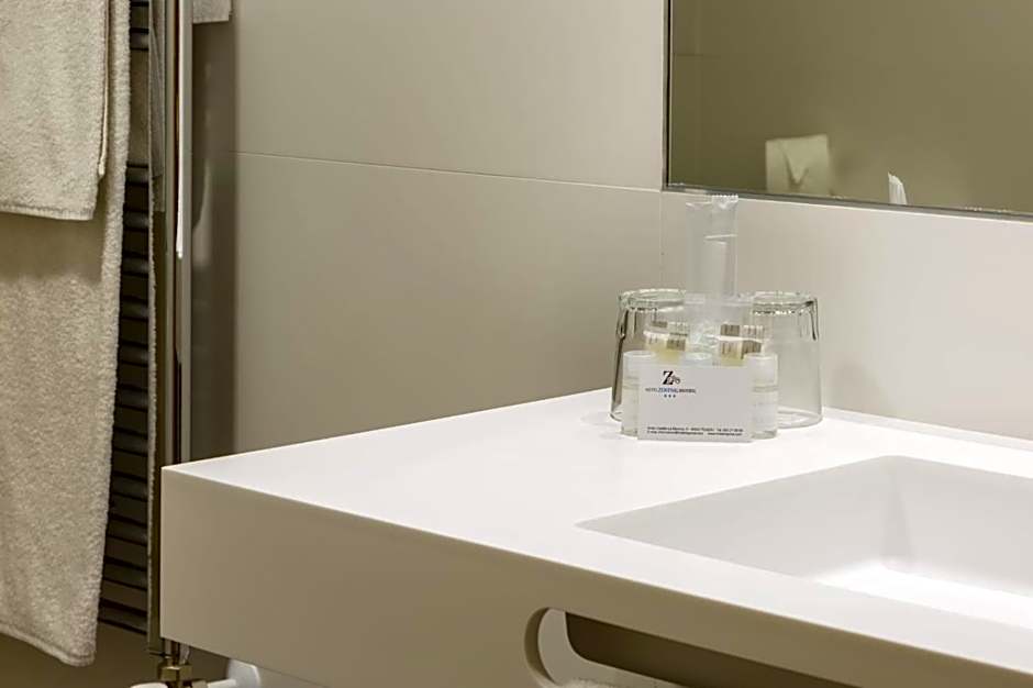 Hotel Zentral Mayoral