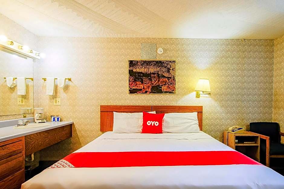 OYO Hotel Chapmanville Inn, WV - Hwy 119