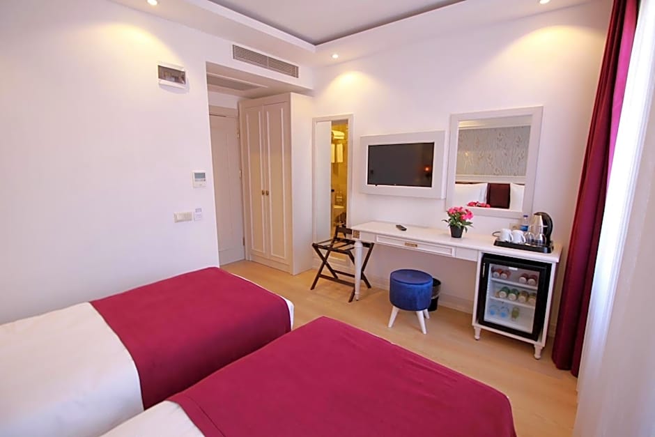 Albinas Hotel Old City