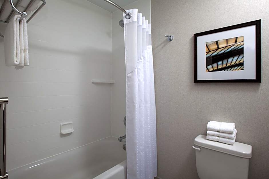 Holiday Inn Cleveland Clinic By IHG