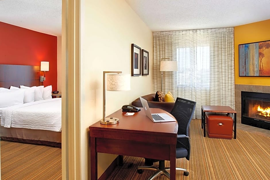 Sonesta ES Suites Detroit Warren