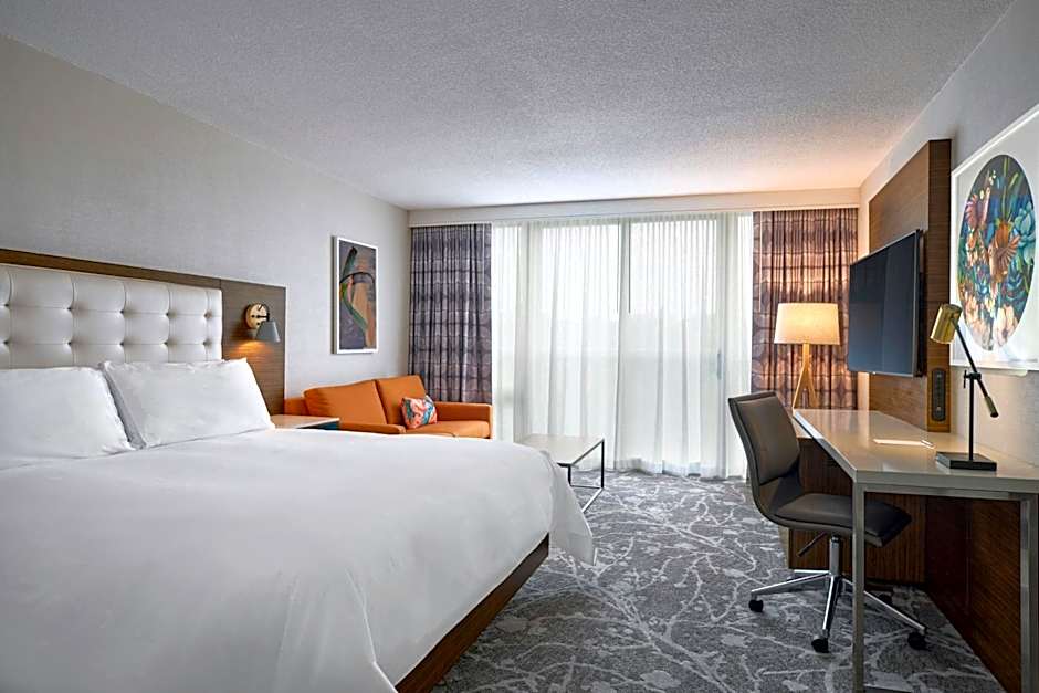 Renaissance by Marriott Meadowlands Hotel