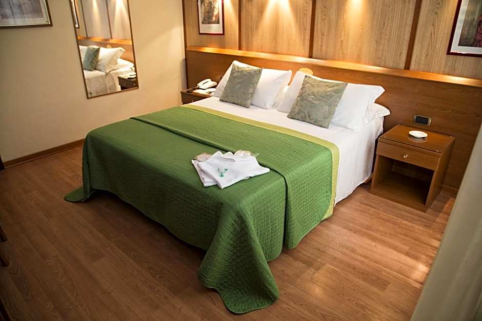 Hotel Motel Ovest