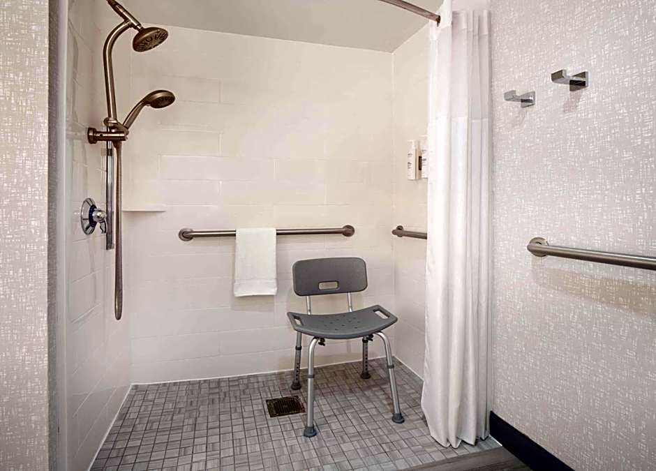 Hampton Inn & Suites Atlanta-Airport North