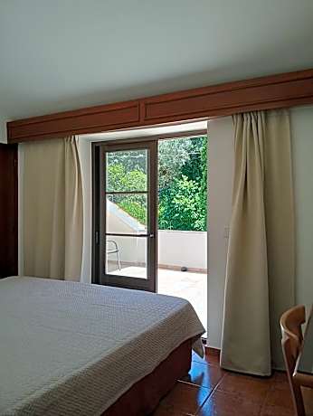 Junior Suite with Garden View