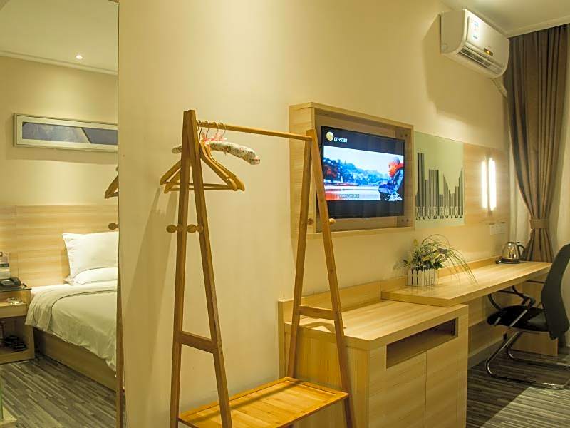 Denise Hotel Apartment(Shangxiajiu Branch)
