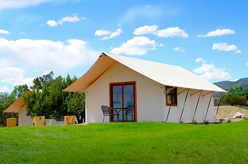 Royal Gorge Cabins