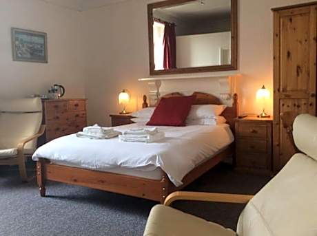 Cavell House Bed and Breakfast